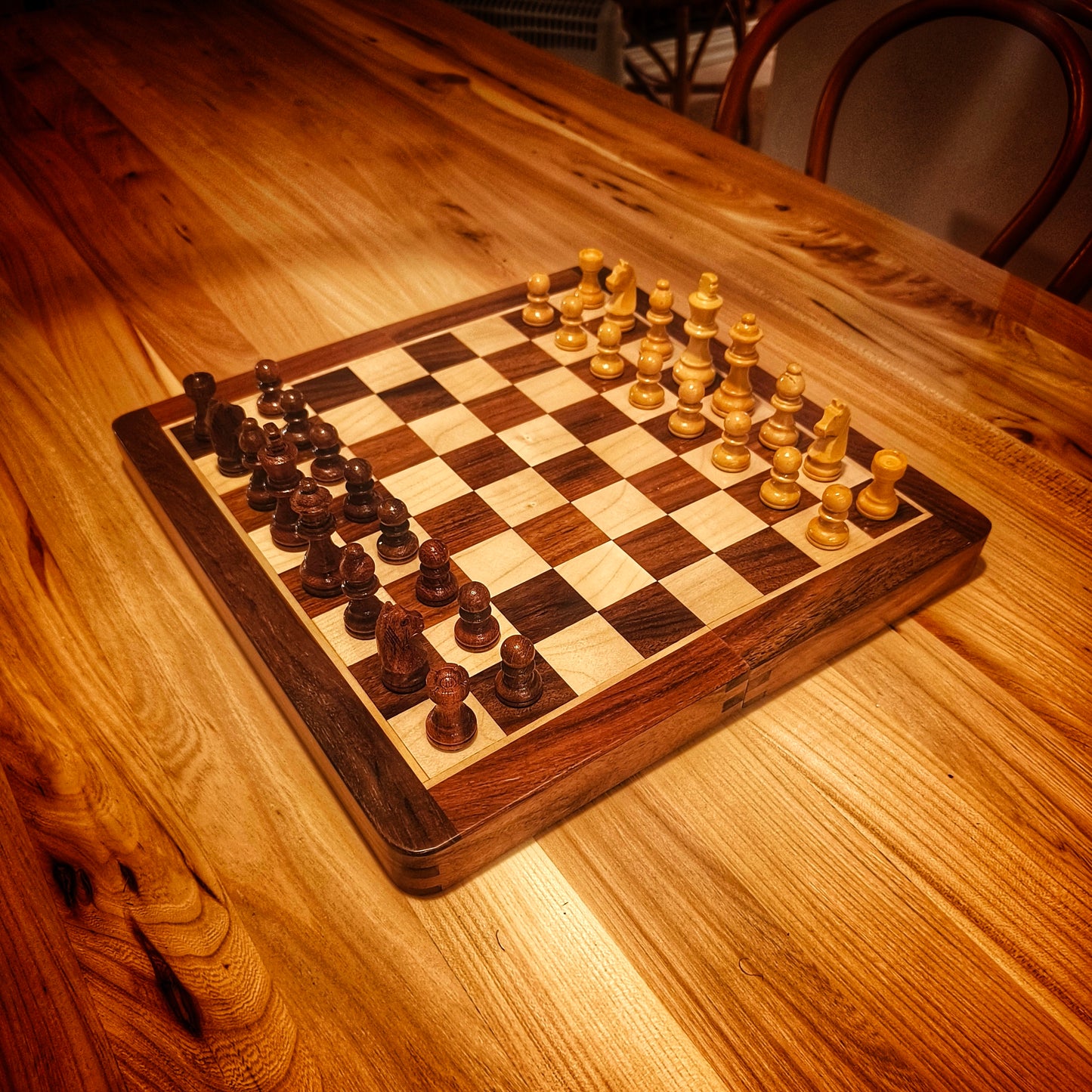WOODY Magnetic Chess Set