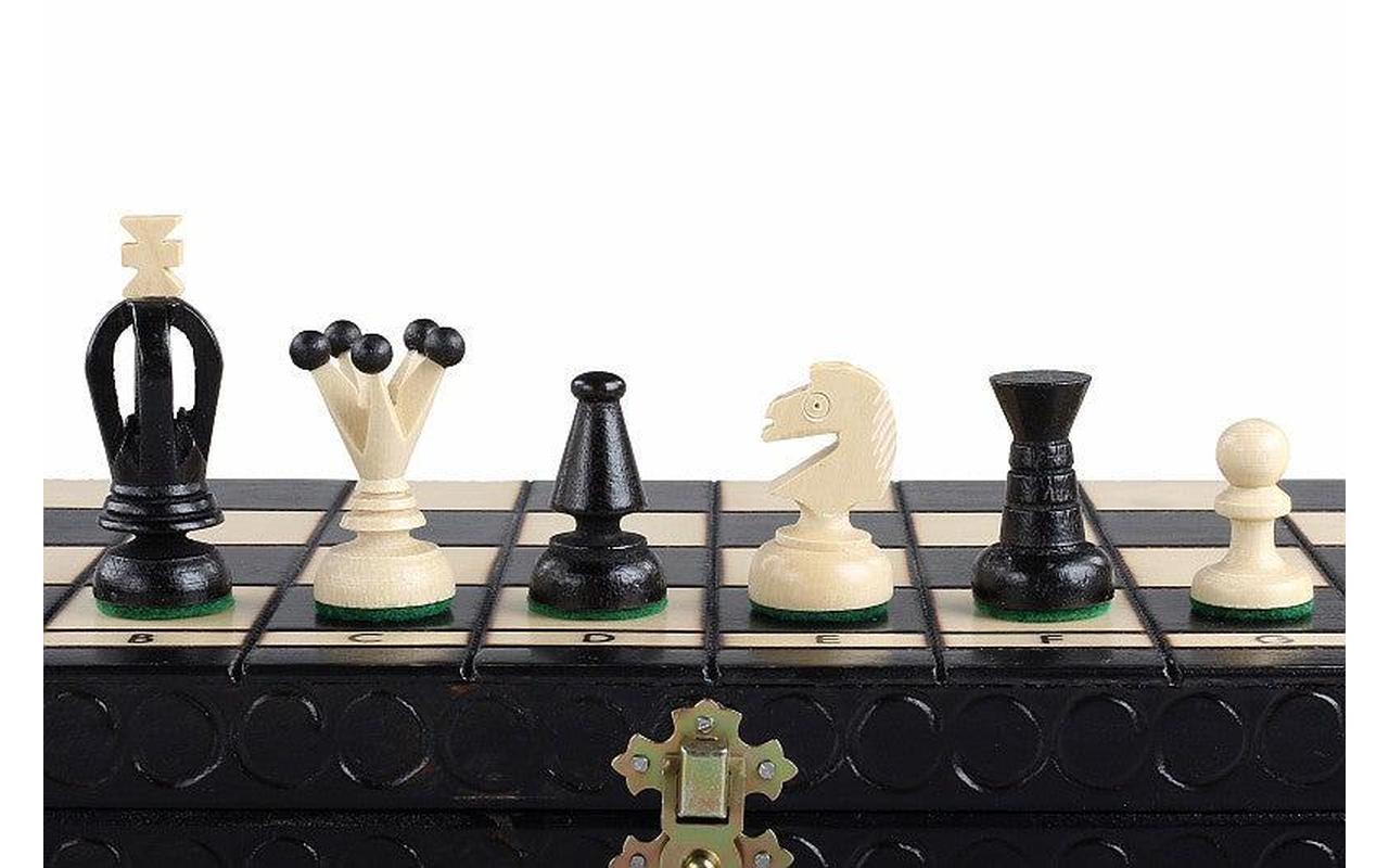 KING'S BLACK Chess Set