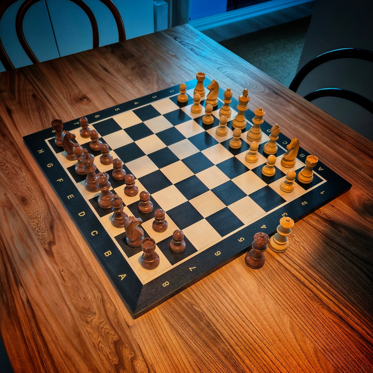 Shakkilauta MUSTA & Nappulat GERMAN STAUNTON