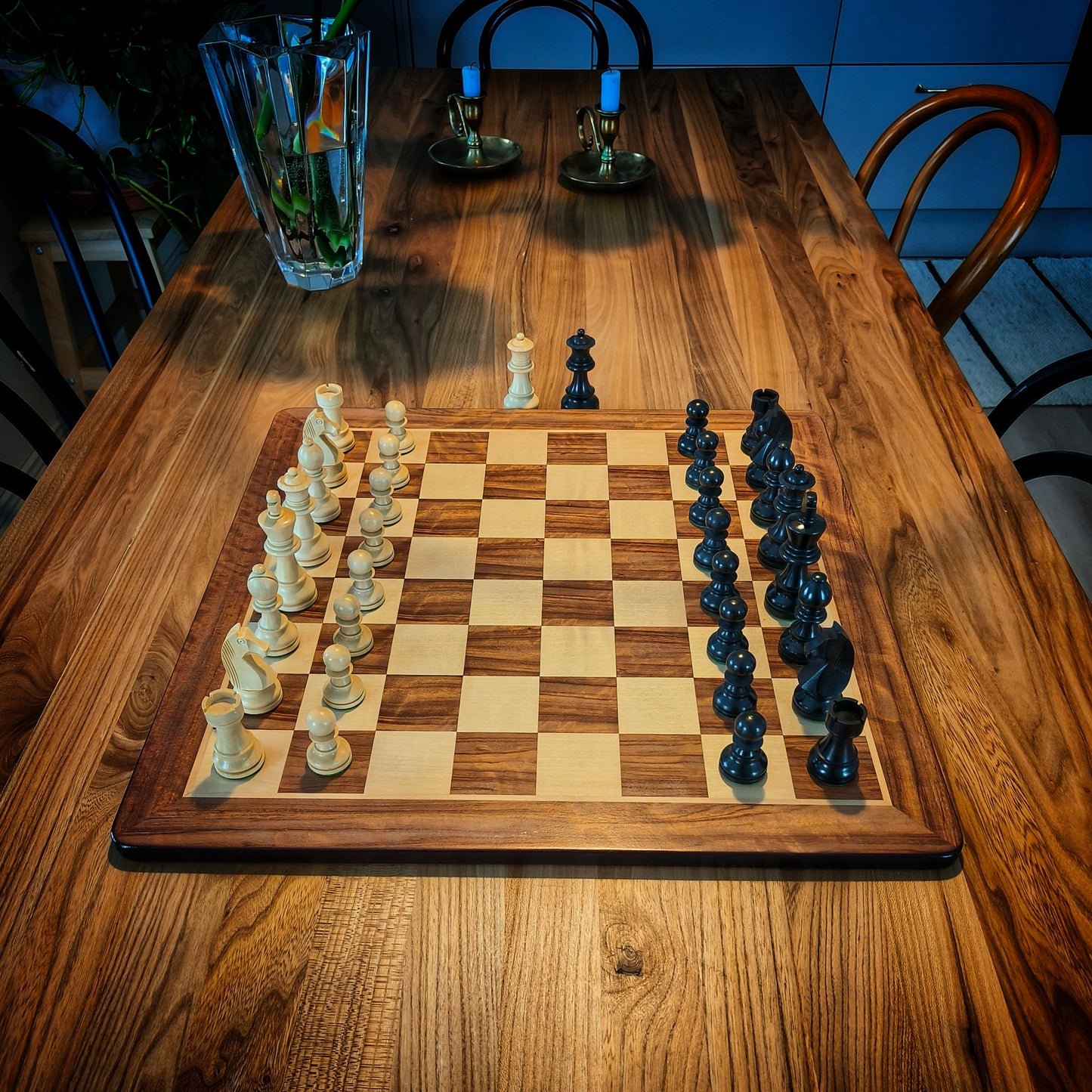 Chess board ROUNDED & Chess Pieces GERMAN STAUNTON BLACK