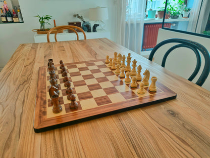 Chess Board ROUNDED & Chess Pieces GERMAN STAUNTON